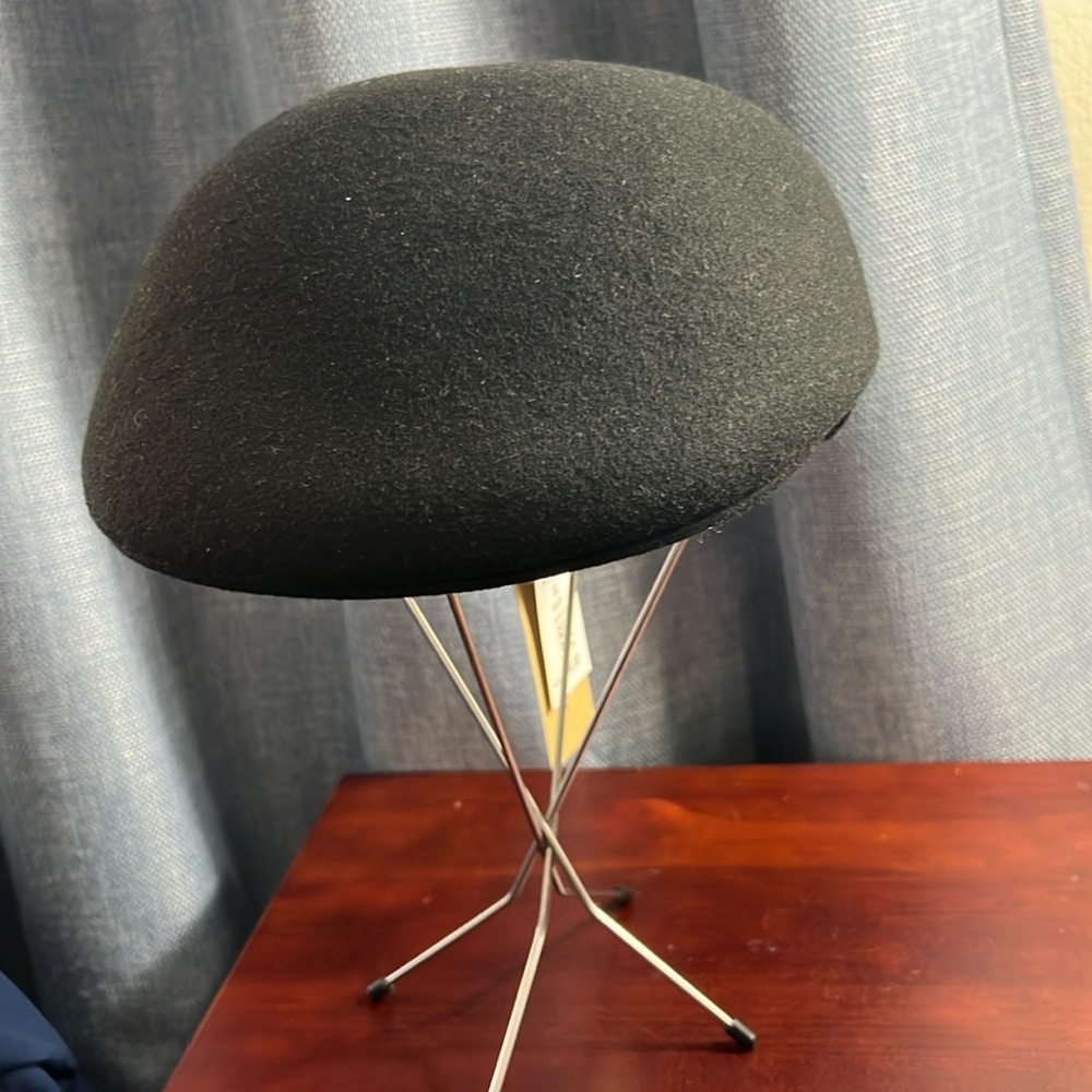 Men’s Black 100% Wool felt cap, brand new with tags.